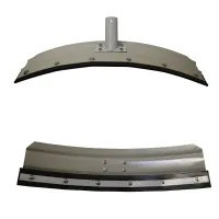 Скребок для уборки навоза, 580мм, полукруглый, стальной, КИТАЙ