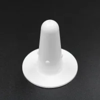 Заглушка пластмассовая, сосковой резины с фиксацией